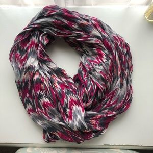 Lulla Ikat infinity scarf Pink Grey
